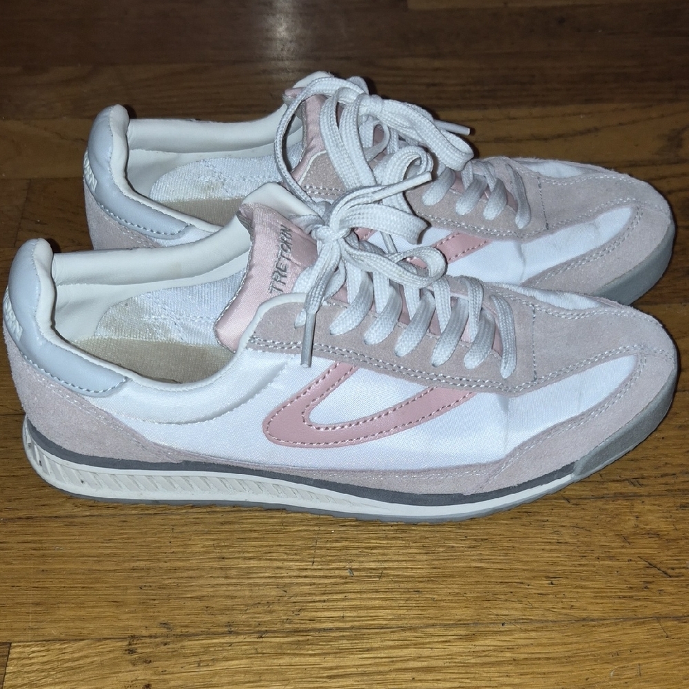 Tretorn Women's Sneakers in Pink, White, and Gray